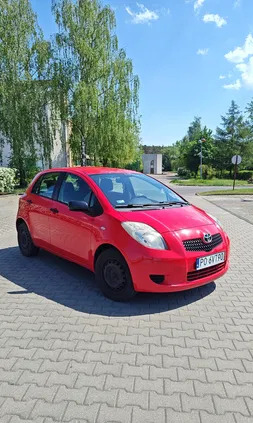 świętokrzyskie Toyota Yaris cena 9600 przebieg: 173200, rok produkcji 2007 z Poznań